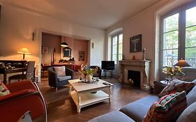 Coeur De Ville, Garage Prive Et Gratuit Avec Terrasse !